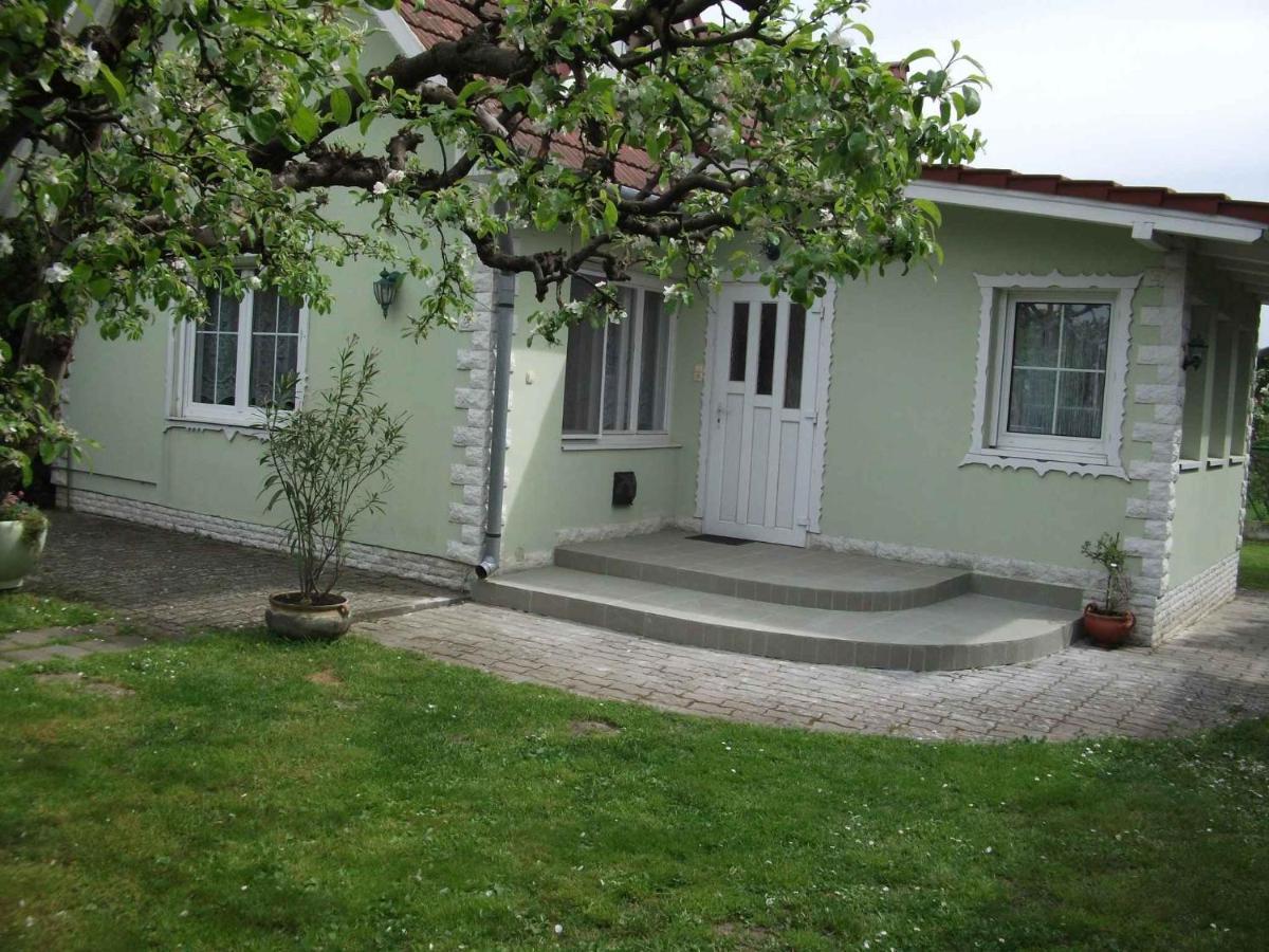 Holiday Home Balatonlelle/Balaton 19117 ภายนอก รูปภาพ